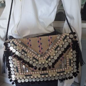 Stunning Embroidered Beaded Boho/India Clutch/Crossbody - NWOT